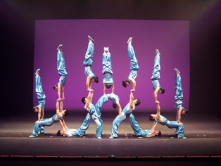 Shangri-La Chinese Acrobats