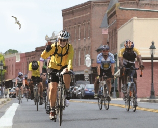 SU Welcomes Sea Gull Century Cyclists Oct. 6
