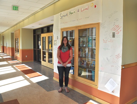 SU Student Creates Peace Wall