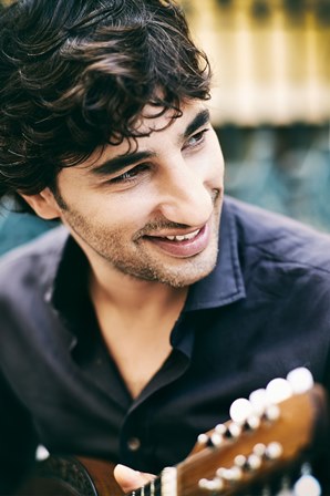 Avi Avital