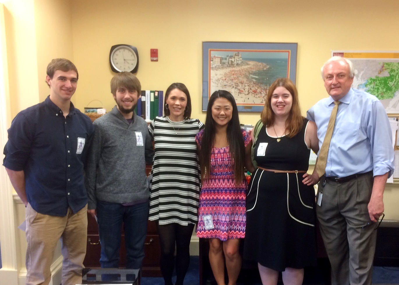 SU Honors Students with Senator Mathias