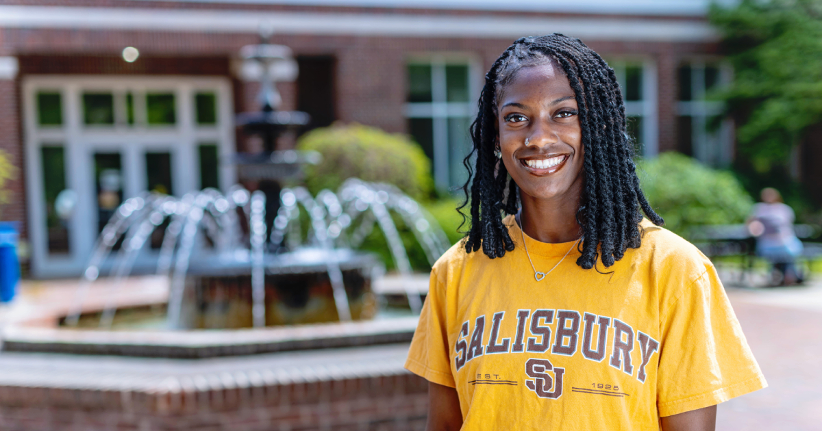 Karia Forvil on SU campus