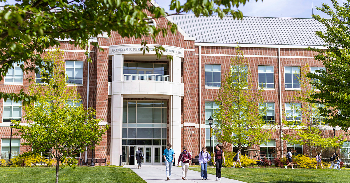 Nominations Accepted for Perdue School Business Leadership Award